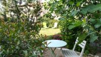 Studio cosy Yssac-la-Tourette - B&B