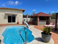 Apartment mit Poolblick