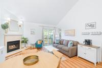 Cannon beach vibes, steps to the beach,WIFI,3 full bedroom en suites with 3 fireplaces,Near Downtown - Chambres d'hôtes Cannon Beach