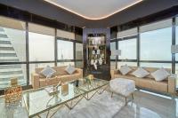 5 Bedroom Penthouse Suite - 360 Panoramic 360 Sea and Burj Views - Top Floor (72nd)