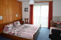 Habitación Doble con aseo compartido