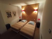 Zweibettzimmer mit eigenem Bad