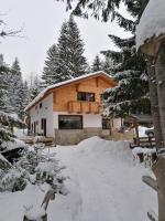 Four Season Komando - Chambres d’hôtes Comandău