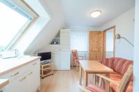 Direkt am Deich - Ferienwohnung Oland im Gästehaus Am Badedeich - B&B Dagebüll