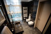 Suite mit Kingsize-Bett und Balkon