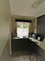 Camera Familiare con Vista Giardino