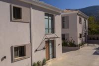 Inorato - Luxury Villa with Private Swimming Pool - B&B Kalamitsi
