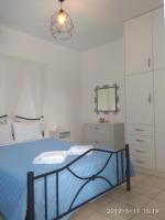 Katerina & Joanna Adamas Studio Milos - Bed and Breakfast Adámas