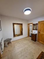 Apartment mit 2 Schlafzimmern und Badezimmer