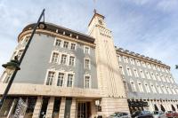 8 Building Serviced Apartment by the River - Ferienwohnung Lissabon