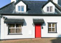 Castle Cottage By The Beach - Bed and Breakfast