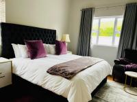 King Room with Pool View