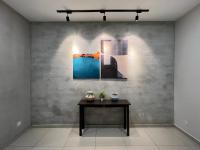 R3troHouse 3BR 8PAX PS4,POOL TABLE,NETFLIX - Chambres d’hôtes Kuantan