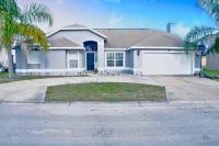 Spacious 4-bedroom 2-bath Abode - B&B Winter Haven