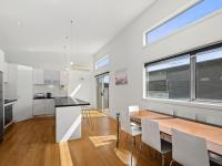 Anderson Central Townhouse - Walk to Shops & Beach - B&B Torquay