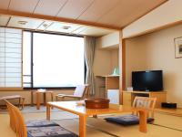 Japanese-Style Standard Family Room with Shared Bathroom
