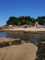 Chambre Double ou Lits Jumeaux avec Salle de Bains Privative