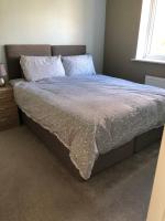 B&B Brettell Lane - Hill House - 5 Mins Merry Hill - Perfect for Contractors & Families - Bed and Breakfast Brettell Lane