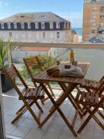Le Kifanlo - Appartement avec une grande terrasse vue mer et plage à 100 m - Chambres d'hôtes Les Sables d'Olonne