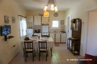 Adonino Residence-The House of Pomegranates - Ferienwohnung Lakíthra