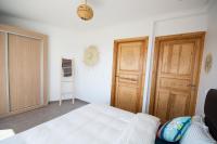Apartment with Sea View (1st floor, sea view, private balcony)