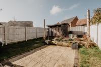 Coyle House, 3 bed,Corby, super kings or twins, driveway, free wi-fi, corporates welcome - Chambres d'hôtes Corby