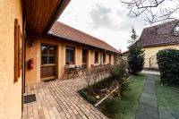 B&B Gyula - Estike Apartman - Bed and Breakfast Gyula