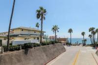 The Bridge At South Oceanside is the Perfect Family Beach House now with AC - Chambres d'hôtes Oceanside