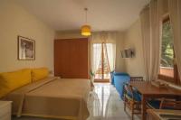 Studio (2 Adults)