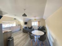 Hodge Bower Holidays, Ironbridge - Blades - Bed and Breakfast