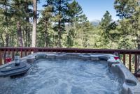 B&B Ruidoso - Sierra's Grace, 3 Bedrooms, Sleeps 8, Shuffleboard, View, Hot Tub - Bed and Breakfast Ruidoso