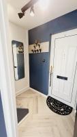 Beautiful 2bed house with garden, walking distance to town - FREE parking - Chambres d'hôtes Glasgow
