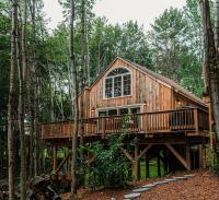 MoonLight Treehouse At Belgrade Hospitality - B&B