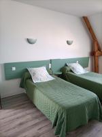 Chambre Lits Jumeaux avec Salle de Bains Privative