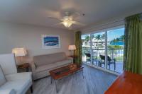 1 Bedroom King Suite - Ocean View