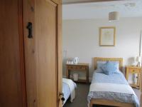 Triple Room with Shower
