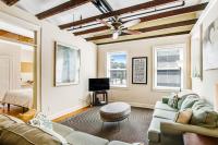 Historic City Market Loft Off Broughton - B&B Savannah