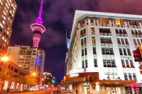 Sky Tower Serenity + Rooftop Pool - B&B Auckland