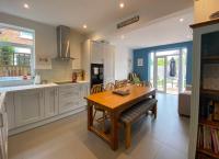 Charming 3 bed house and garden, pet friendly - Ferienwohnung Bournemouth
