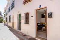 Lovely cozy 2-bedroom residential home with patio - Chambres d’hôtes