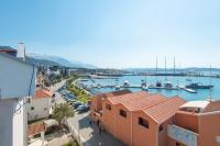 Apartment Delfin - B&B