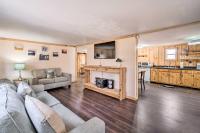 Take 5 Retreat with Hot Tub Relax, Rest, Refresh! - B&B Somerset