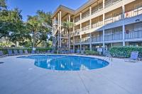 Oceanfront Hilton Head Island Condo with Pool! - B&B Hilton Head Island