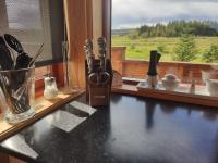 CAT LOVERS ONLY! Bright and Peaceful Cabin with Views & Hot Tub - Chambres d’hôtes Selfoss