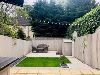 The Villas, Newly refurbished modern home - Free parking, Prime, Netflix - Ferienwohnung