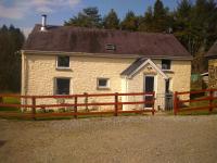 cwmddol fawr cottage - B&B Carmarthen