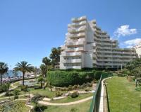 Precioso apartamento con piscinas y vistas al mar. - Chambres d'hôtes Benalmádena
