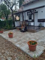 B&B Bük - Zsuzsanna Apartman - Bed and Breakfast Bük