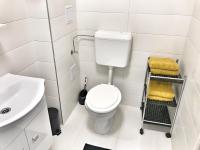 Zsuzsanna Apartman - B&B Bük