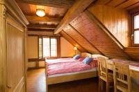 Chambre Triple avec Salle de Bains Commune